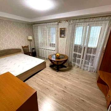 Здається 2-кімнатна квартира на вул. Івана Микитенка,25