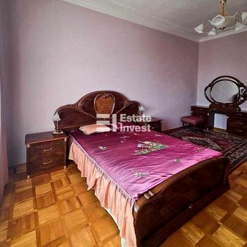Продам 3 кімн. квартиру в центрі по вул. Майка Йогансена, 14/16