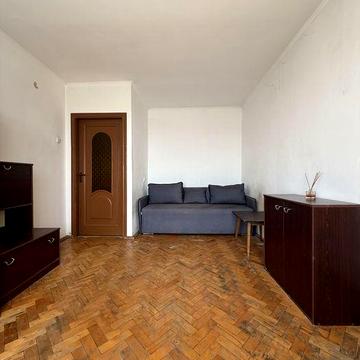 Продаж 1-кімнатної квартири в центрі міста.