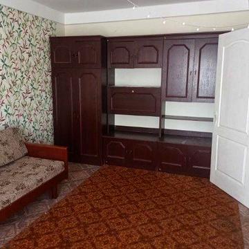 Продам 1 комнатную квартиру район центра