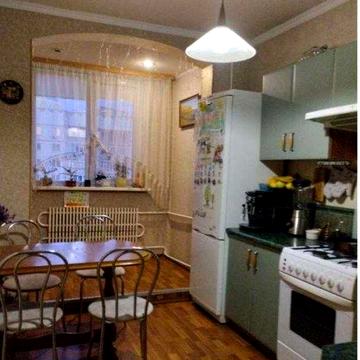 Продам 3-ку улучшенной планировки на Роганском жилмассиве