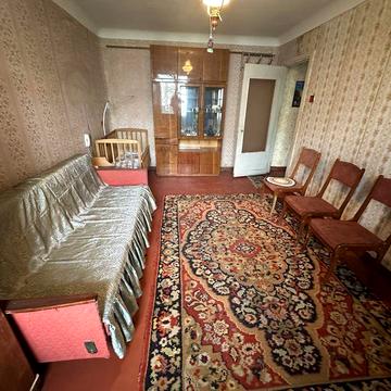 Здам 1 кім По вул Воїнів Інтернаціоналістів