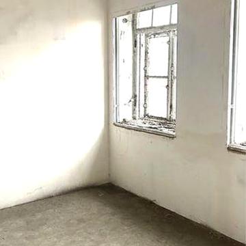 Продаж квартири в центрі