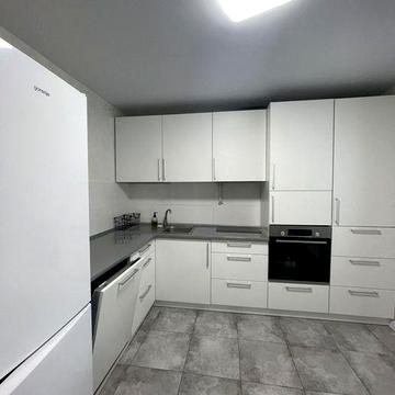 Продається велика сучасна квартира 3 км по вул Хіміків  90м2