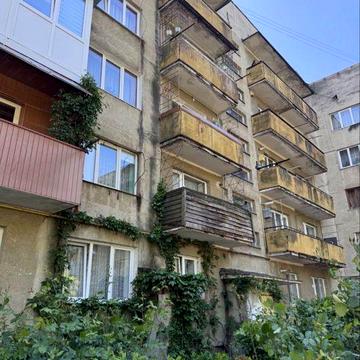 Продається 1-квартира (цегла нового планування) в центрі
