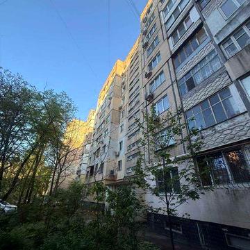 Продам 3-к квартиру 62 кв м Вильямса Ильфа и Петрова Чешка(kor-02)