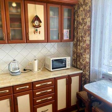3-квартира, Караваєві Дачі, Шулявка, вул. Гетьмана, 44
