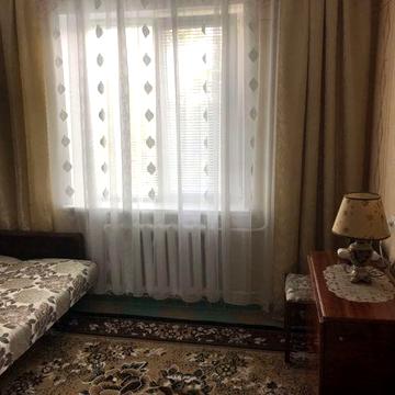 Здам кімнату для дівчини за ринком Урожай