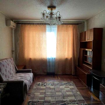 Здаю 3х кімнатну квартиру в р-ні Малого ринку.