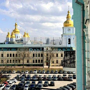 Продаж квартира 3к, 101м, Михайлівська площа Десятинна 1/3