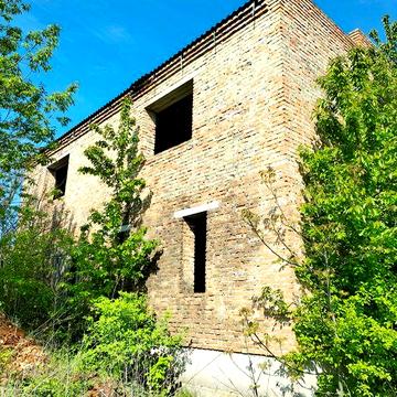 Незавершене будівництво смт. Млинів Рівненська область