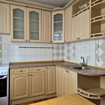 Позняки 5 хв пішки. ОРЕНДА гарної 2-ї кв. Вул. Мішуги 1/4. 4 поверх.