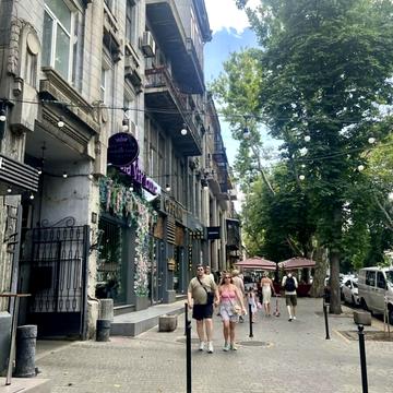 3-кімнатна квартира в центрі Одеси, вулиця Європейська (Катерининська)