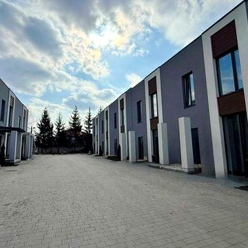 Продаж 2-к таунхауса 118 м² з терасою на даху, Пирогово