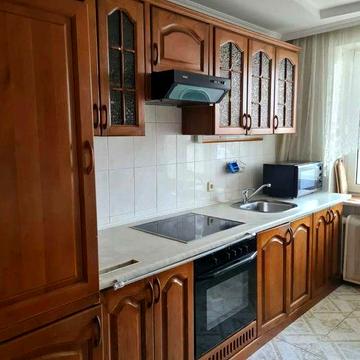 Здам 2к квартиру в м. Дніпро, Центр, вул. В’ячеслава Липинського, 1