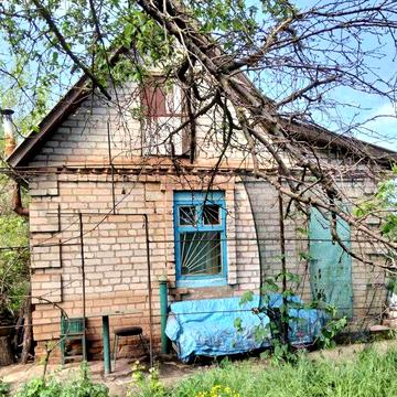 Продам дачу в центрі міста Коммунарівець