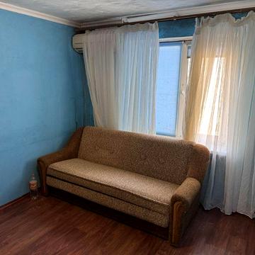Продам 1к.кв 28 м.кв загальної площі в Коцюбинському,р-н.школи,вул Пономарьова