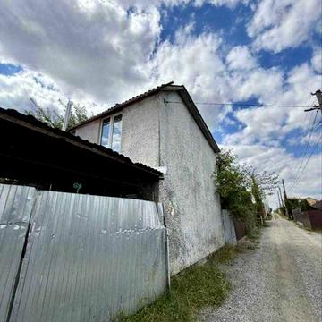 Будинок у Бучі з газом та ділянкою 6 соток