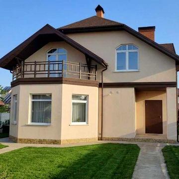 Продаж сучасного будинку 182 м² з басейном, ремонтом, меблями та технікою у курортному Ворзелі