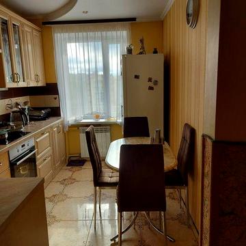 Продаж 3-кімнатної квартири