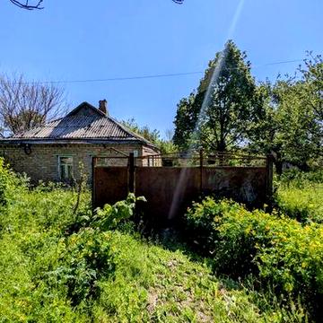 Продам будинок з земельною ділянкою 23 сотки