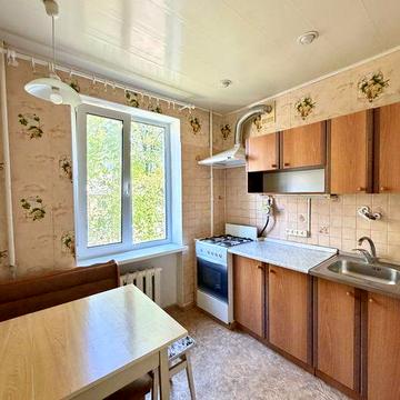 Продаж 2к Чоколівка вул.Берегового,22 держпрограми