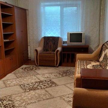 Оренда 1 кв. вул. Парамонова 6000 гр.