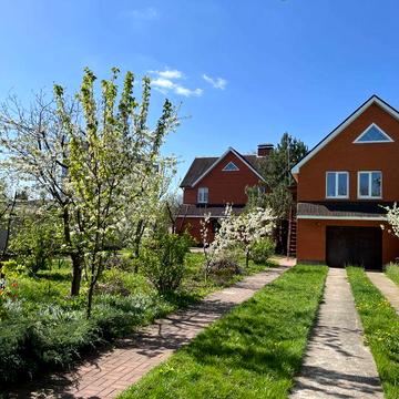 Продам доглянуту садибу і окремий будинок (12.68 соток) Автономія