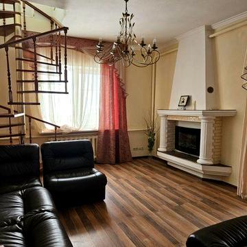 Оренда будинку с.Гора 180 ремонт, камін