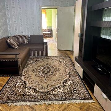 Здам 2 ком. Квартиру в центре