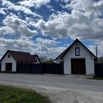 Продається будинок, місто Дунаївці, від власника!
