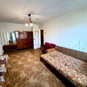Продается 1-к квартира в Лесках