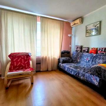 Продам 2 кімн квартиру Низ пр. Поля