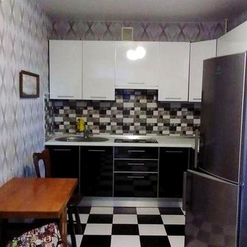 Здам однокімнатну на Пісках