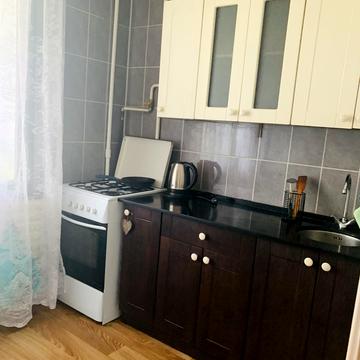 Прирічна вул., 19а