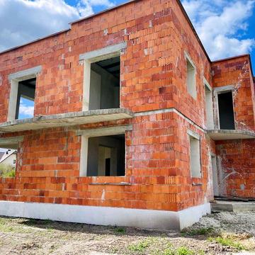 Продаж  окремого будинку ділянка 6 соток Малечковичі поруч Львів!