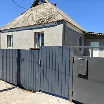 Продам хату в селі Томиловка  10км от Білой церквии