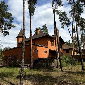 будинок 520м2, підвал, ділянка 24 сотки, с.Мощун (Пуща Лісова)