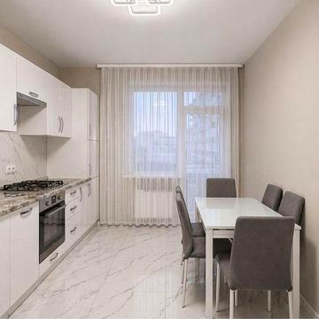 Оренда 1,5 кімнатної квартири 44 м² на Радищева, 4/5 поверх, з меблями