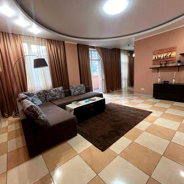 Продаж 3к Квартири в Новому Будинку; 117кв.м. Павлівська 26-41. Під будинокм паркінг; Без Комісії!