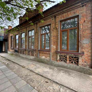 Продам румынский дом в центре  улица Измаильская