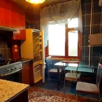 ПРОДАМ 2-ком.Кв 51м2 УлучПлан. Кух.8м2 М/п. Зайти и жить р.Десна