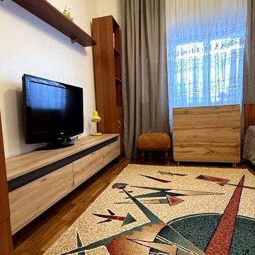Оренда 1 к малогабаритної квартири на Урожаї Мебля та техніка в повній комплектаціі