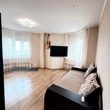 продам якісну 1 к квартиру в ЖК Романовський (Слободка) ВАУЧЕР!!!