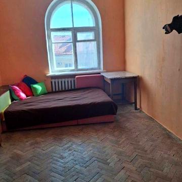 Просто квартиру в центрі(власник)