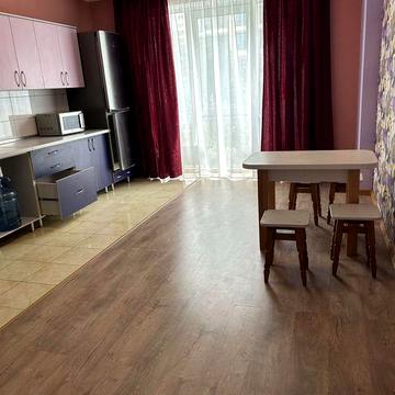 Оренда 2к.квартири 85м2,Зелений квартал, 2/25