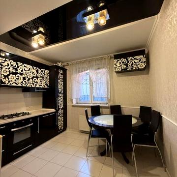 Продам 2 ком кв Черемушки Кондренка ул.