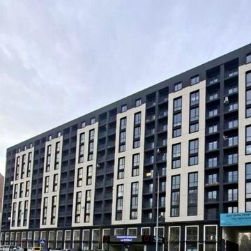 Здана 3 кім квартира в центрі міста. ЖК Квартал 5