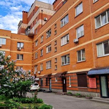 Елітні апартаменти поблизу метро Осокорки.