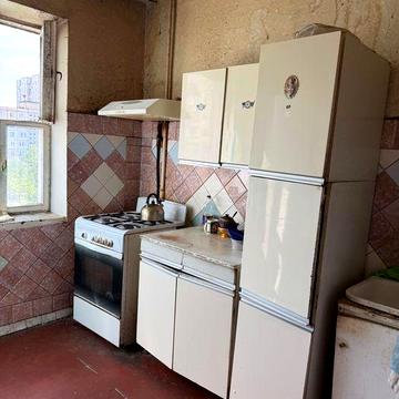 Продається 2-кімнатна квартира у Святошинському районі